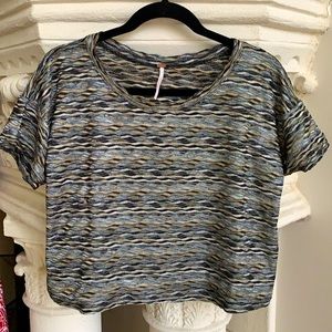 FREE PEOPLE! CROPPED WOVEN TOP....EEUC BEAUTIFUL!!